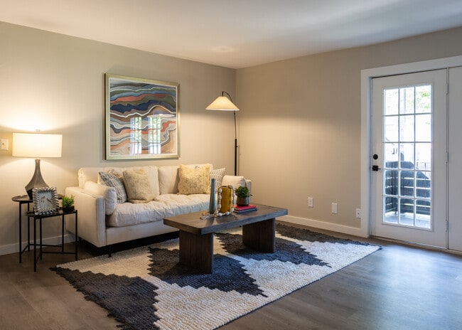 Photo - Highpoint Creek Apartments