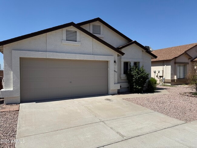 Building Photo - 10807 W Ruth Ave Rental