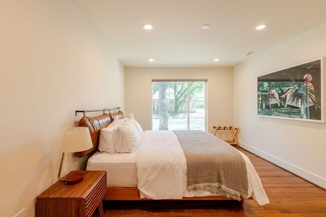 5310 Greenbriar Dr Unidad Walkable Rice U Apt