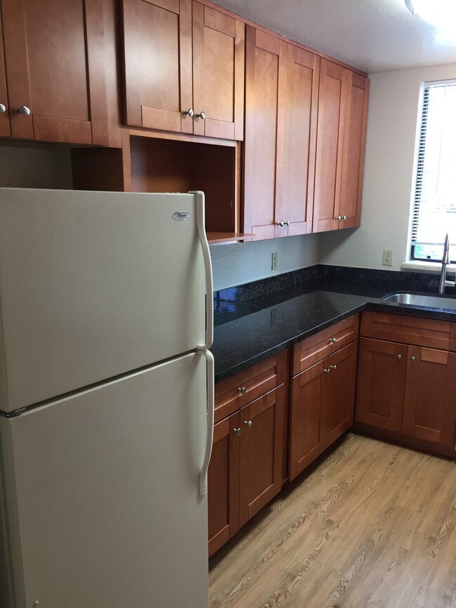 Photo - Cambridge Court Townhomes