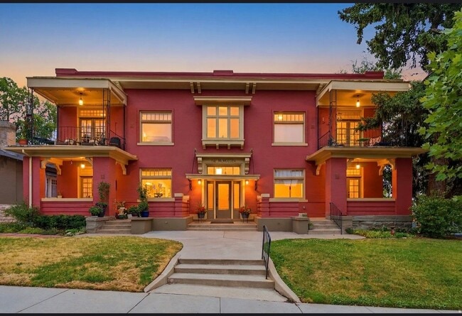 Building Photo - 1160 E 1st Ave Unit 2