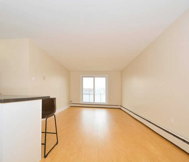 Photo - Dillman Place