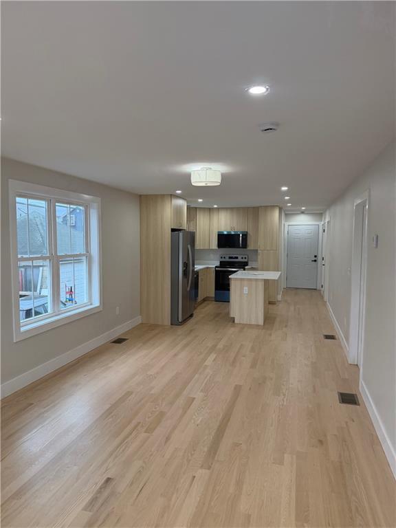 Photo - 44 Puritan St