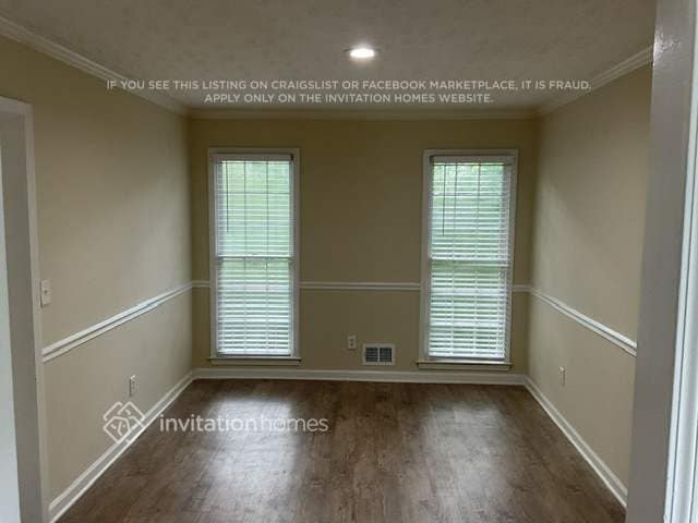 Photo - 4122 Deerbrook Way SW