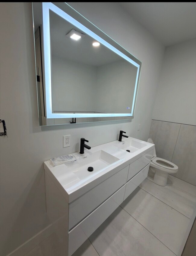 Photo - 2431 N 29th St