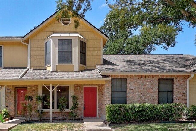 Building Photo - 11901 Swearingen Dr Unit 129 Rental