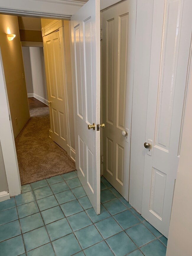 Photo - 2248 Flora St