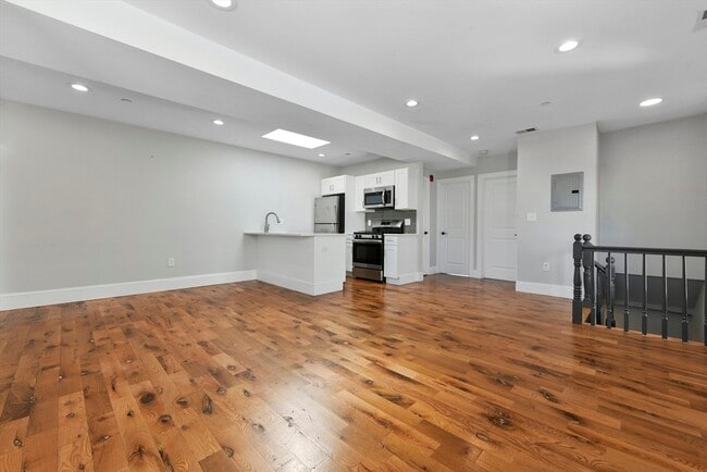 Photo - 70 W Eagle St Unidad 3