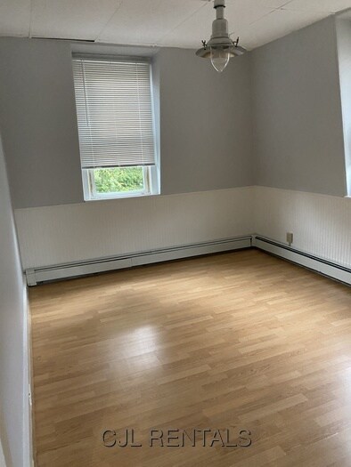 Photo - 403 Putnam Ave Unit 403-2