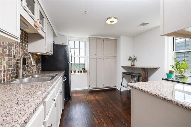 Photo - 199 14th St NE Unidad 1805
