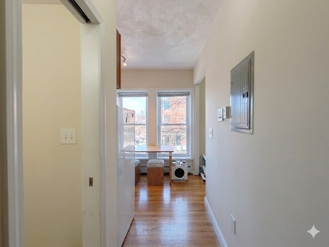 Photo - 1056 Cambridge St Unit 3F