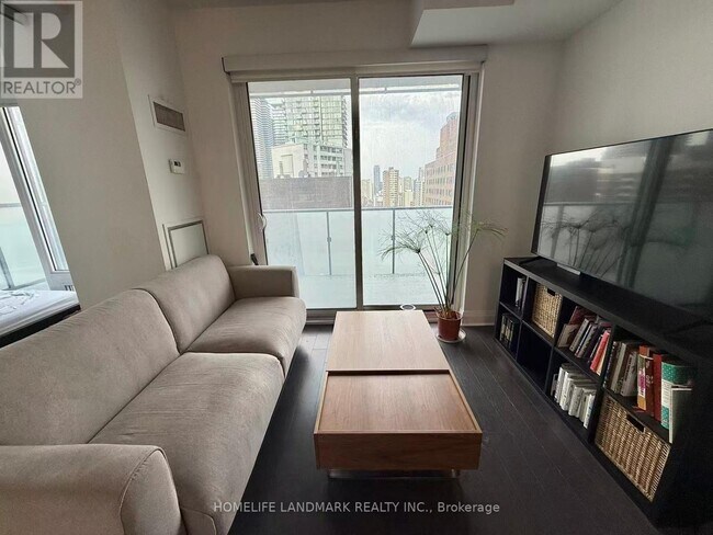 Photo - 1080 Bay St. Unit 1801