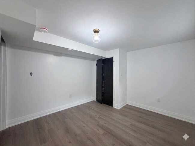 Photo - 184 Ottawa- Basement Unit Basement