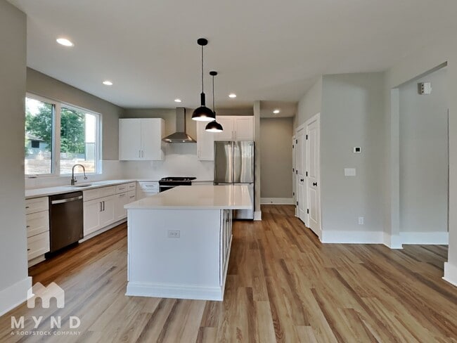 Photo - 1214 Garner Rd