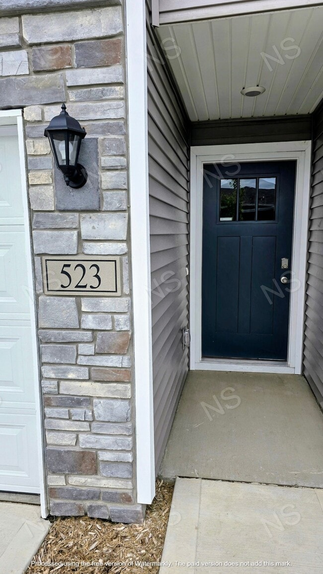 Photo - 523 Kinley Dr