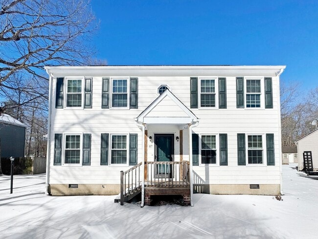 Building Photo - Modern 3 Bedroom Home in Ashland