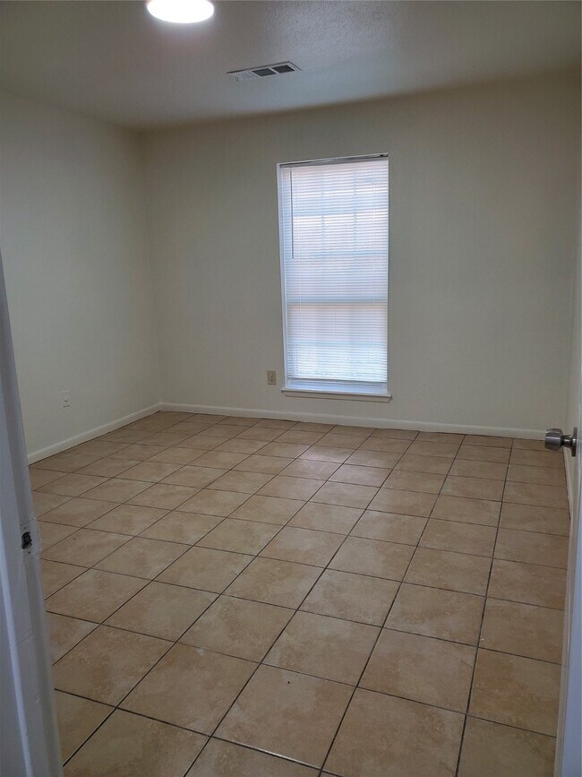 Photo - 10906 Nobility Dr