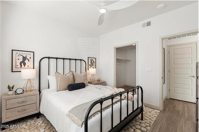 Photo - 9275 N 29th Ave Unidad 1