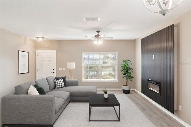 Photo - 1030 Bending Oak Trail