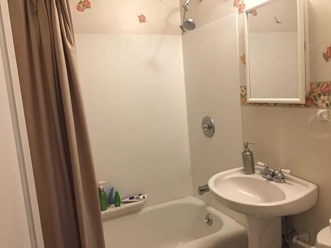 Photo - 246 N Harrison St