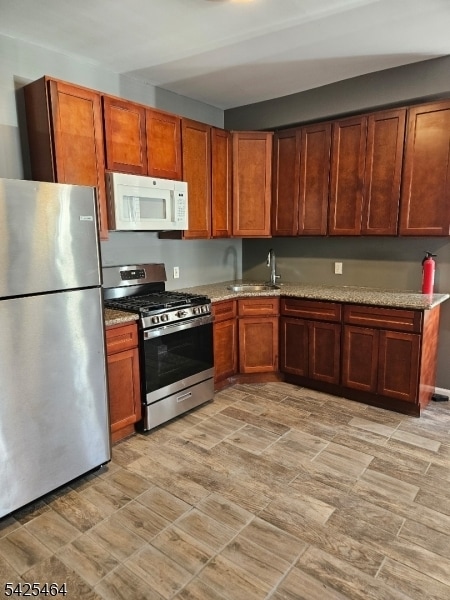 Photo - 310 Halsted St