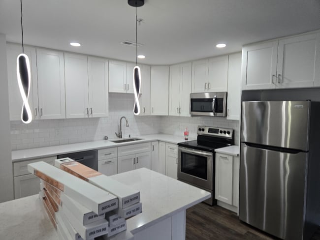 Photo - 2194 Central Ave Unit Apt 3