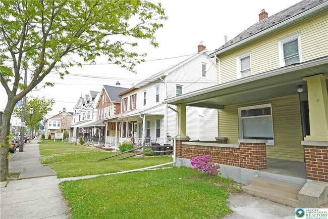 Photo - 543 Chestnut St