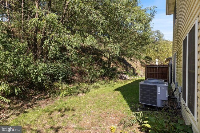 Photo - 16 Ashburg Dr