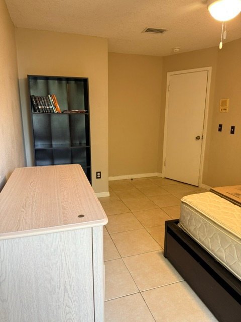 Photo - 243 E Cedarwood Cir