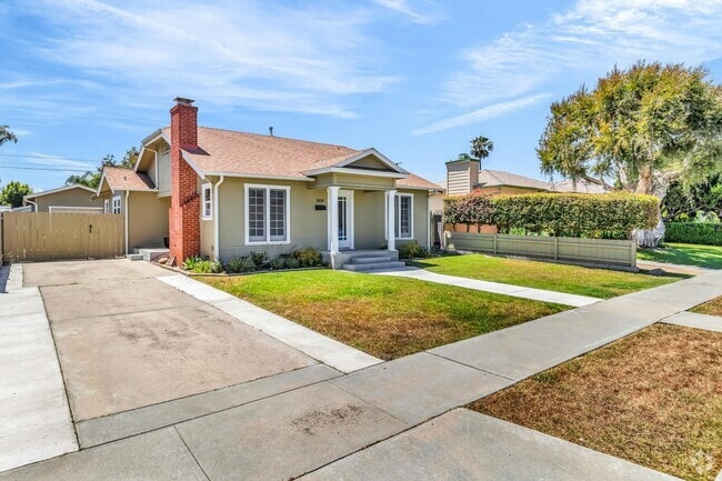 Building Photo - 5028 35th St Rental