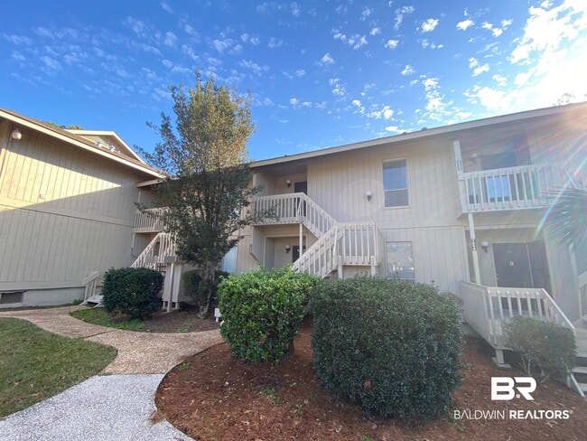 Photo - 2055 Sea Cliff Dr N