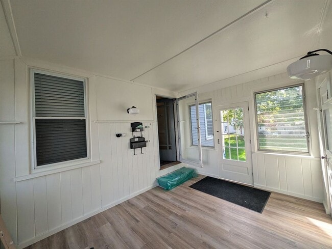 Photo - 180 Highland St