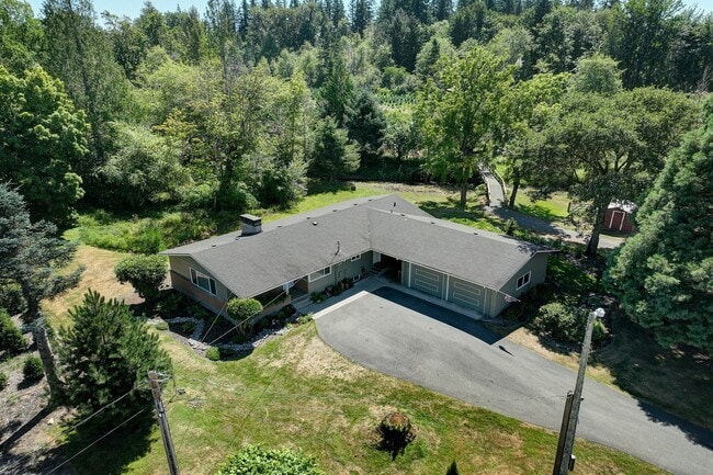 Photo - 3bd/1.75ba Issaquah Home