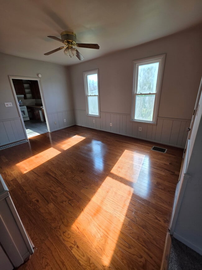 Photo - 116 Linden Ave