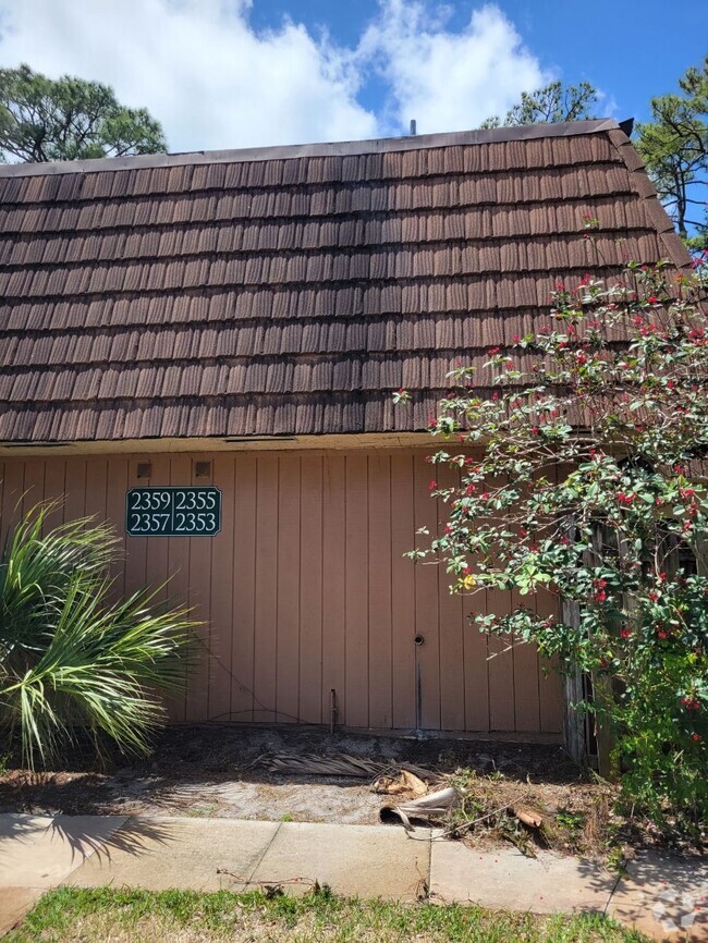 Building Photo - 2353 Caroma Ln Rental
