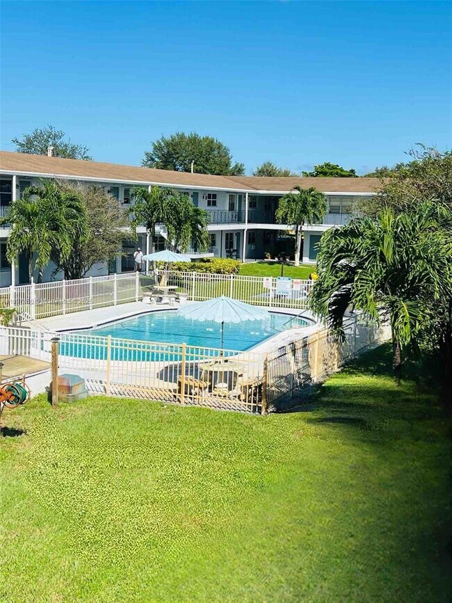 Photo - 7401 Pines Blvd Unit 209