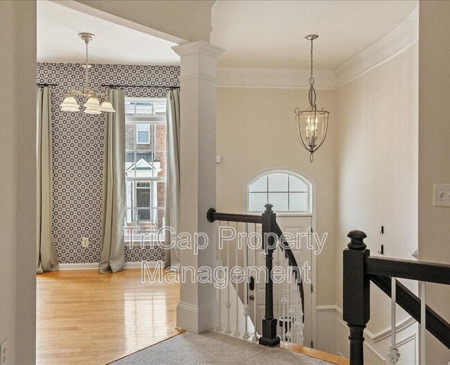 Photo - 2746 Laurel Cherry St