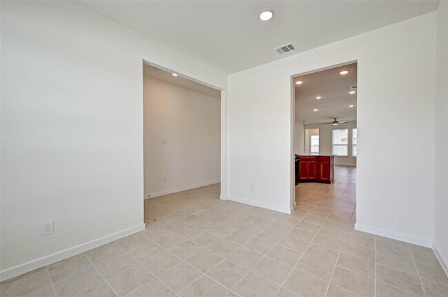 8022 Pinebrook Arbor Ct