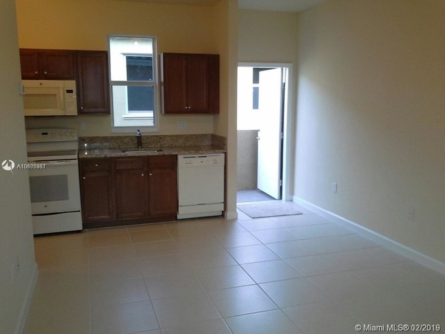 Photo - 9362 SW 171st Ave Unit 9362 SW 171st Ave