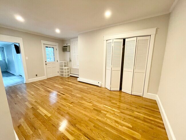 Photo - 127 P St Unidad 2T