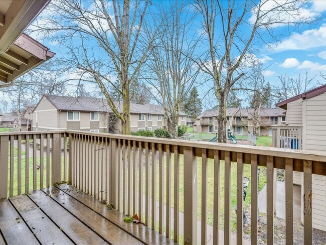 Photo - Barclay Square Apartments