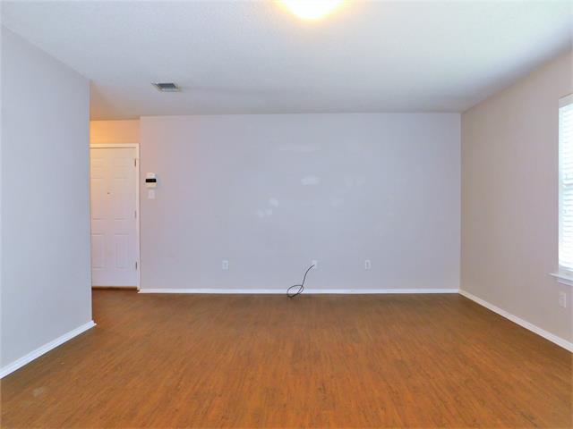 Photo - 2408 Rolling Ridge Dr