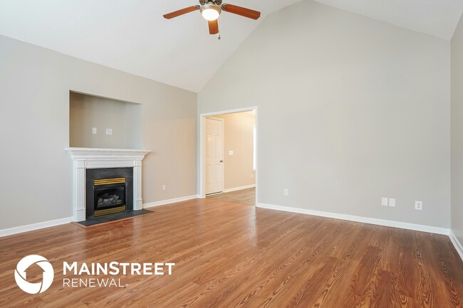 Photo - 249 Linville Ln