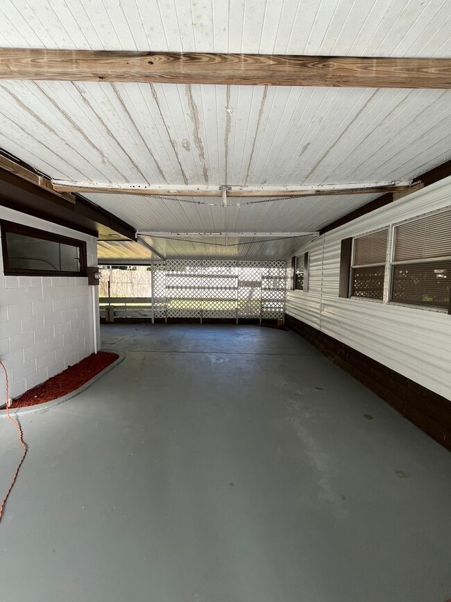 1052 Osceola Trail