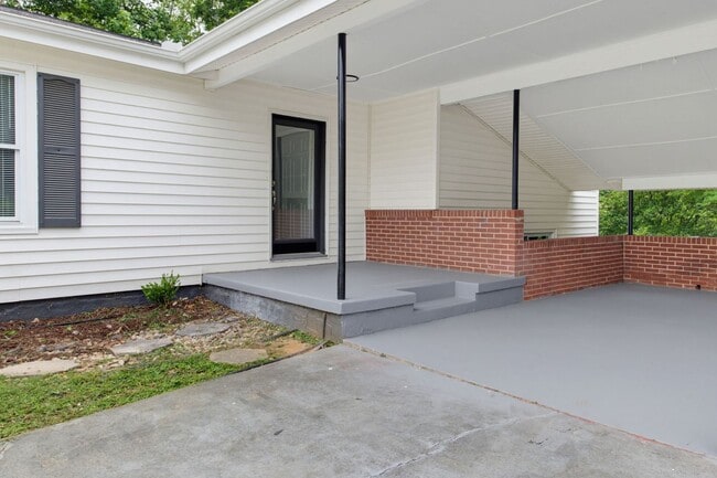 Photo - Fantastic Renovation in Smyrna!