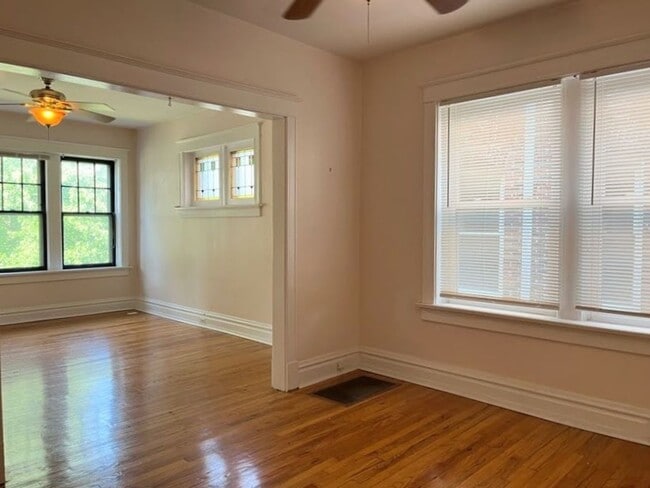 Building Photo - Charming 1 bedroom, first-floor in Shaw. C... Unit 4110 1FL Rental