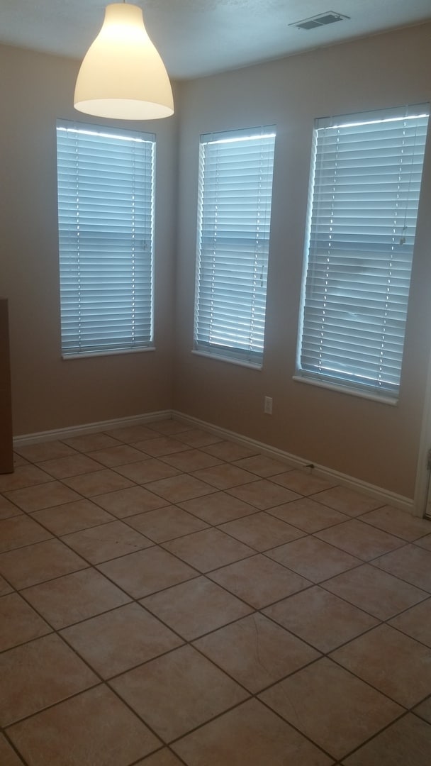 Photo - 3 bedroom 2 1/2 bath townhome