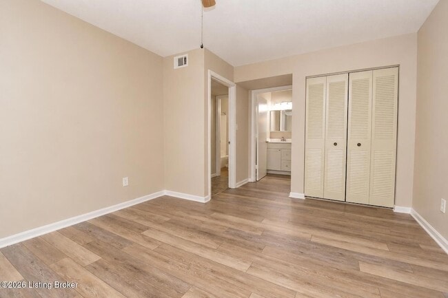 Photo - 6522 Six Mile Ln