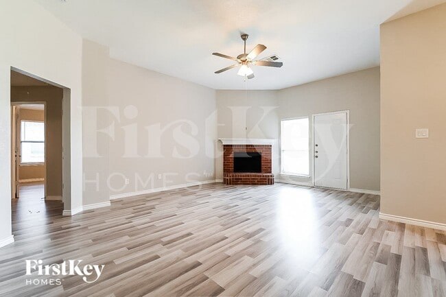 Photo - 1731 Reynolds St