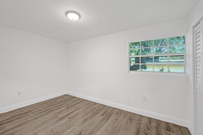 Photo - $1,995 435 NW 82ns Terrace Ter #2